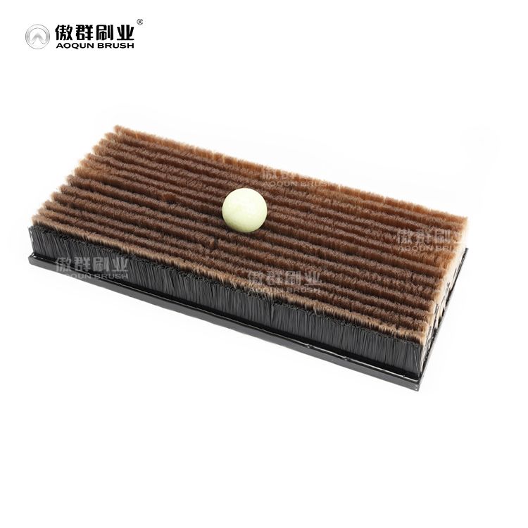 Golf Bunker Mat Brush